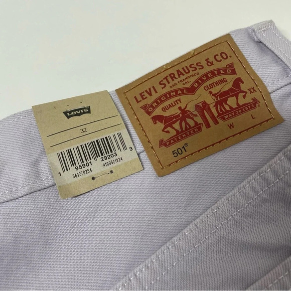 NEW Levi’s 501 High Rise Shorts Raw Hem Size 32 - Picture 11 of 11